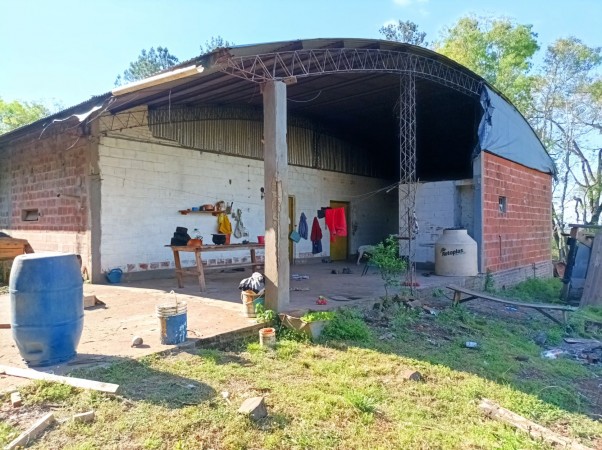 VENDO CHACRA CAMPO EN PROFUNDIDAD CANDELARIA 10 HECTAREAS SOBRE ASFALTO A 20 MINUTOS DE POSADAS