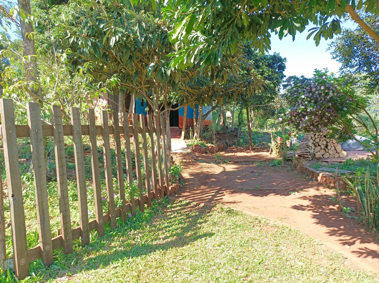 VENDO CASA EN SALTO ENCANTADO TERRENO GRANDE