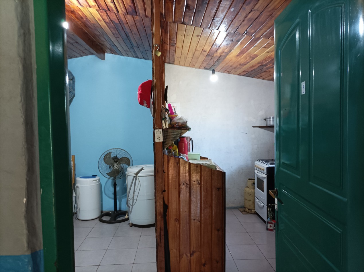 VENDO CASA EN SALTO ENCANTADO TERRENO GRANDE