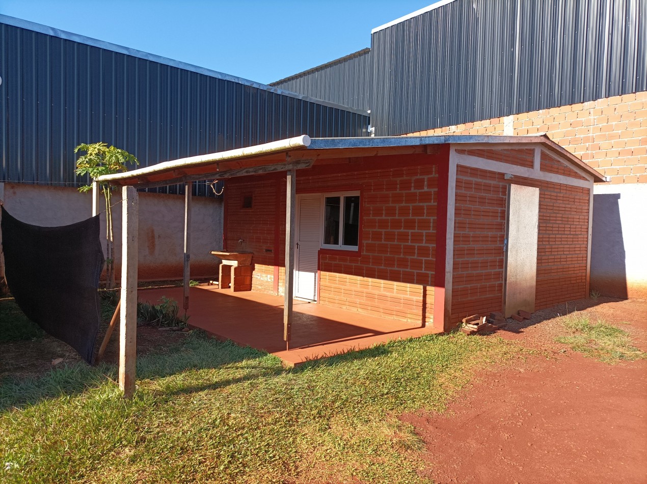 Casa en Alquiler por Av. Paraguay