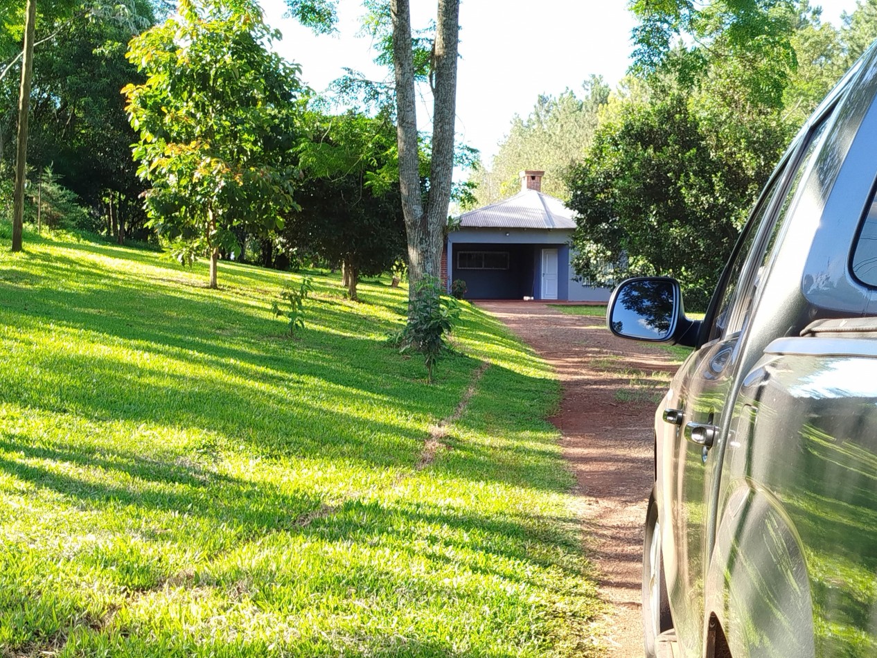 CASA EN ALQUILER TRES DORMITORIOS CON PATIO GRANDE, SOBRE AV. DE LAS AMERICAS