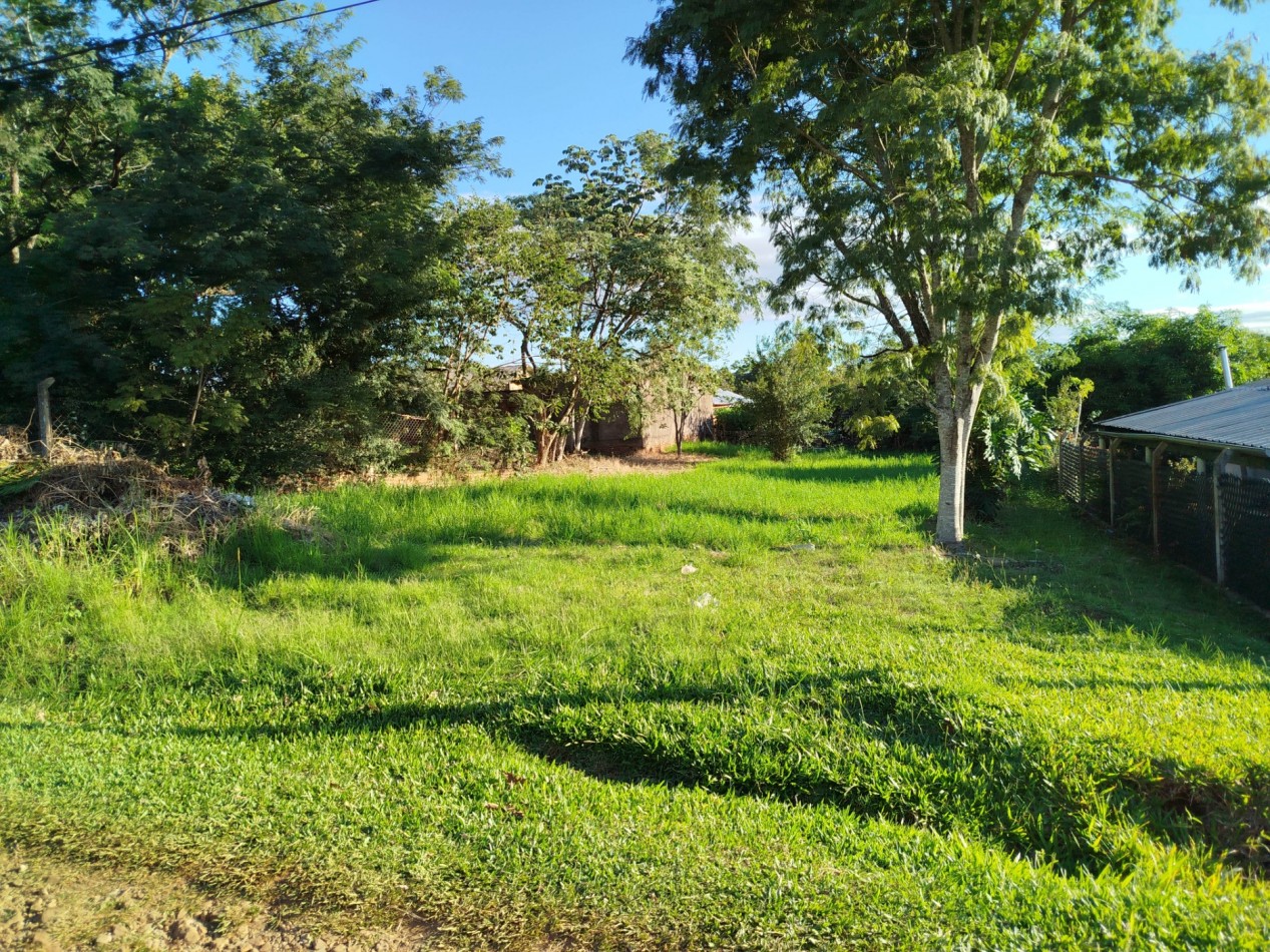 Terreno en Venta en Barrio Suarez grande parqueado