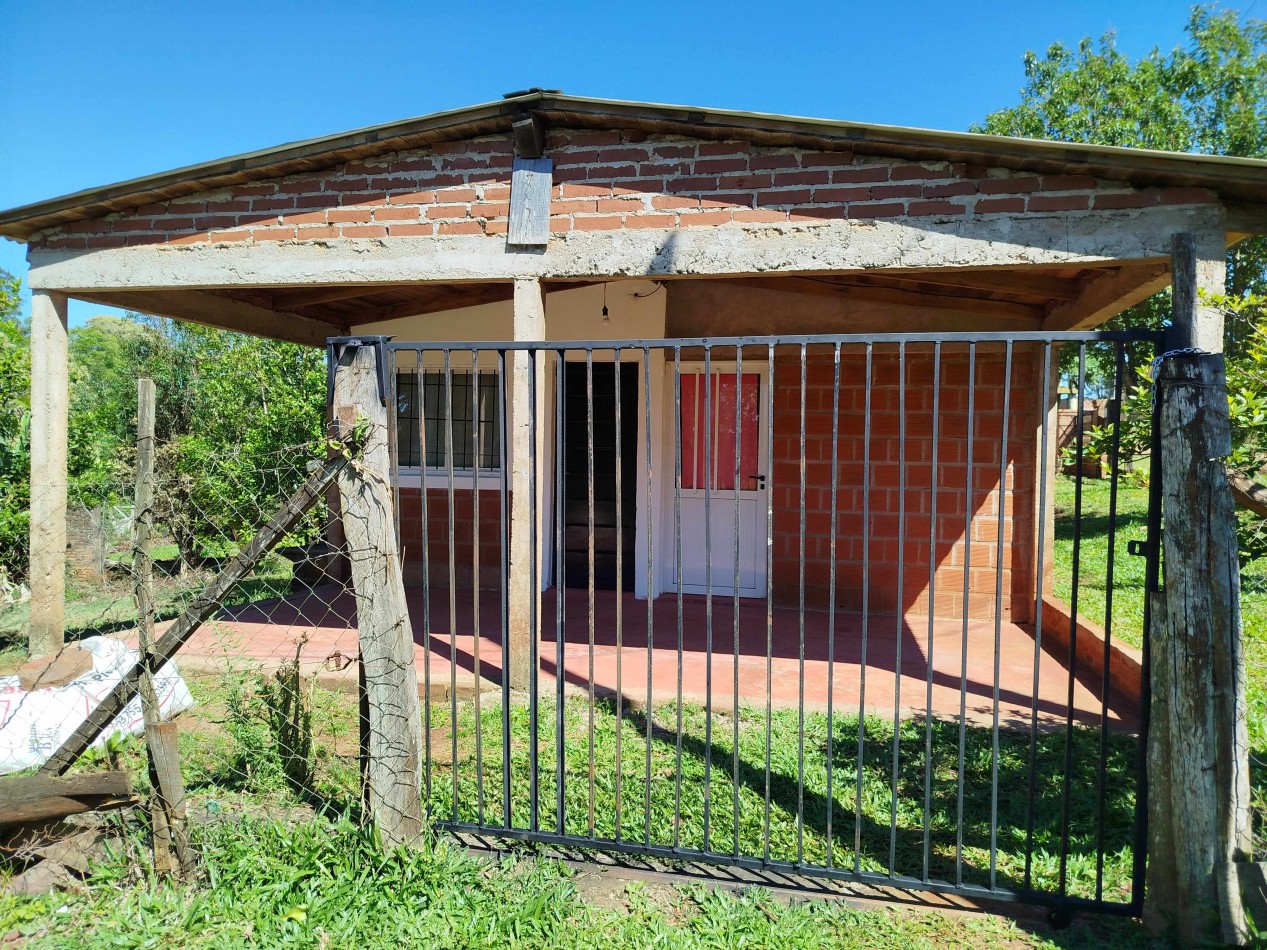 Casa en alquiler dos dormitorios cerca YPF del 200