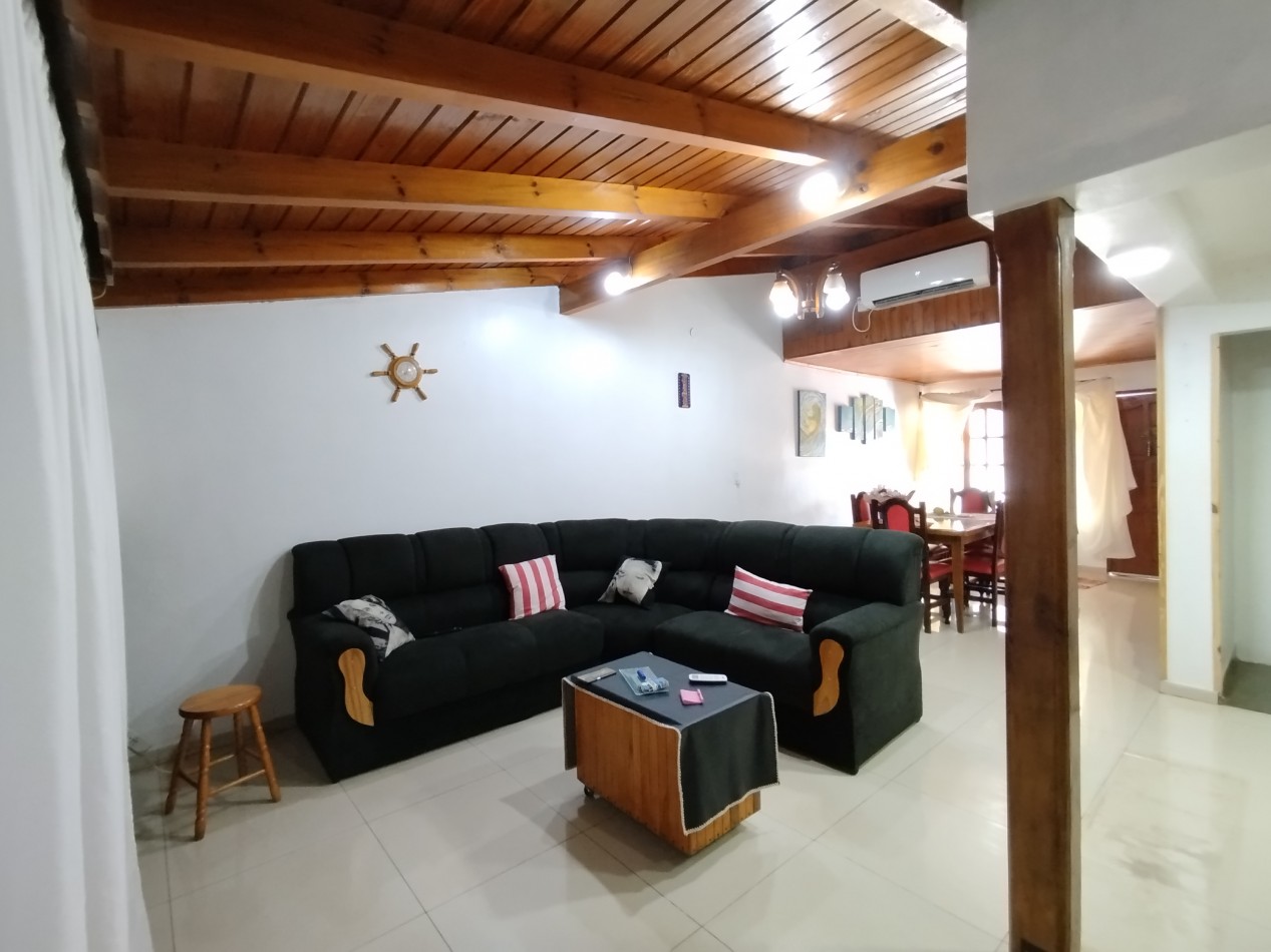Casa en venta centro de Aristobulo del Valle