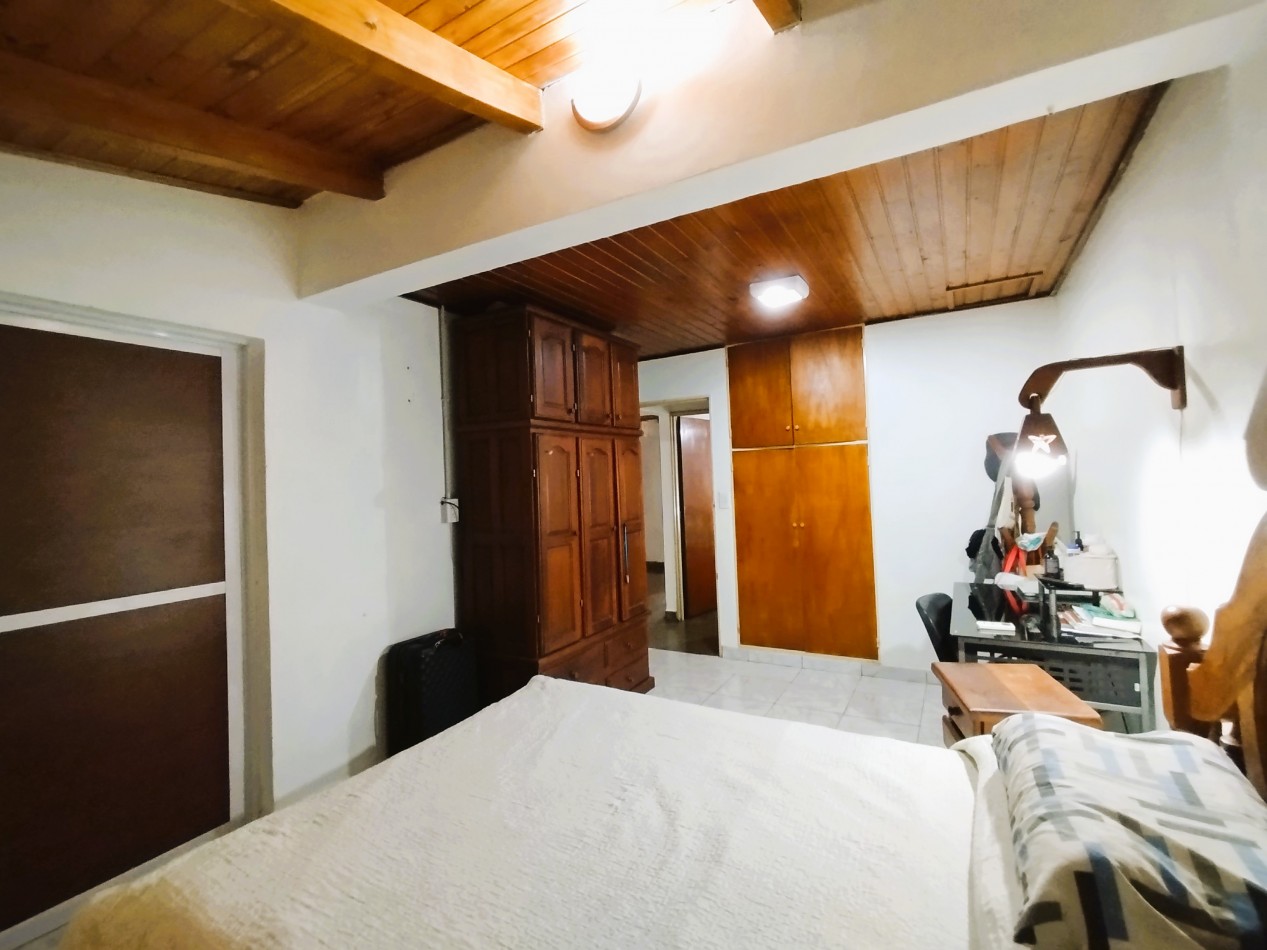 Casa en venta centro de Aristobulo del Valle