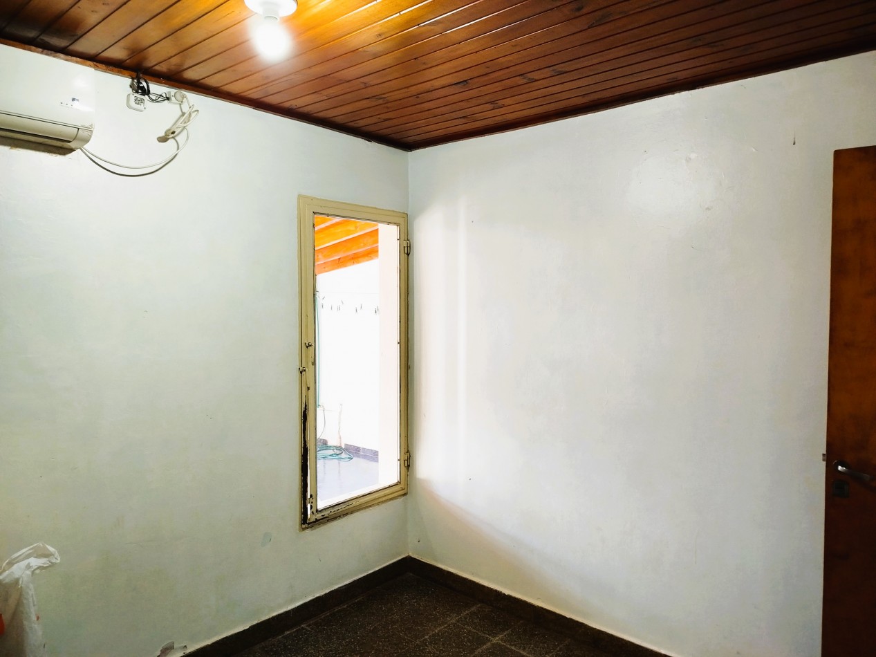 Casa en venta centro de Aristobulo del Valle