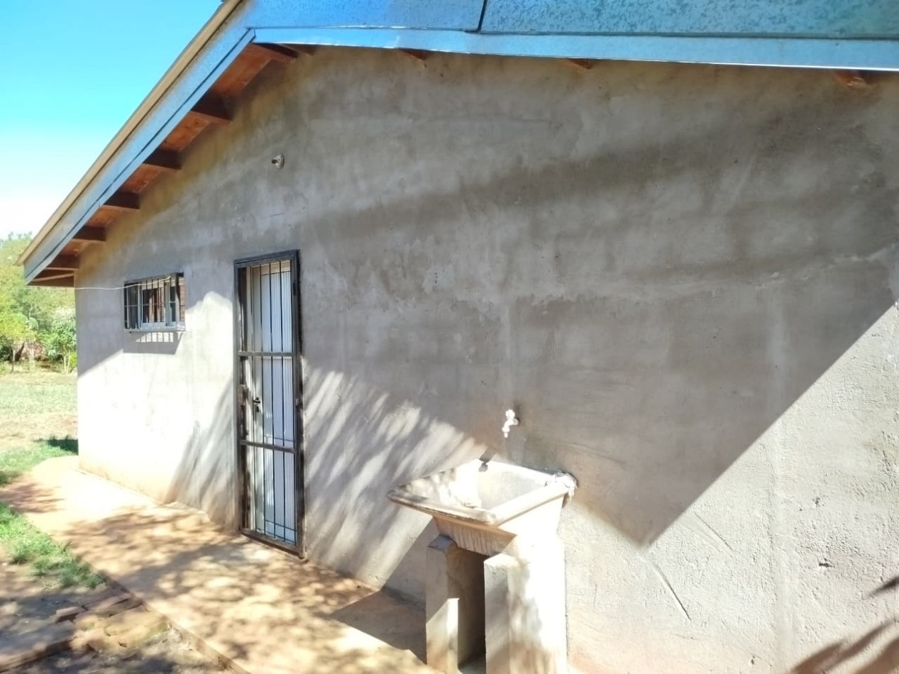 Casa grande en alquiler 3 dormitorios en Barrio Bancario de Aristobulo del Valle