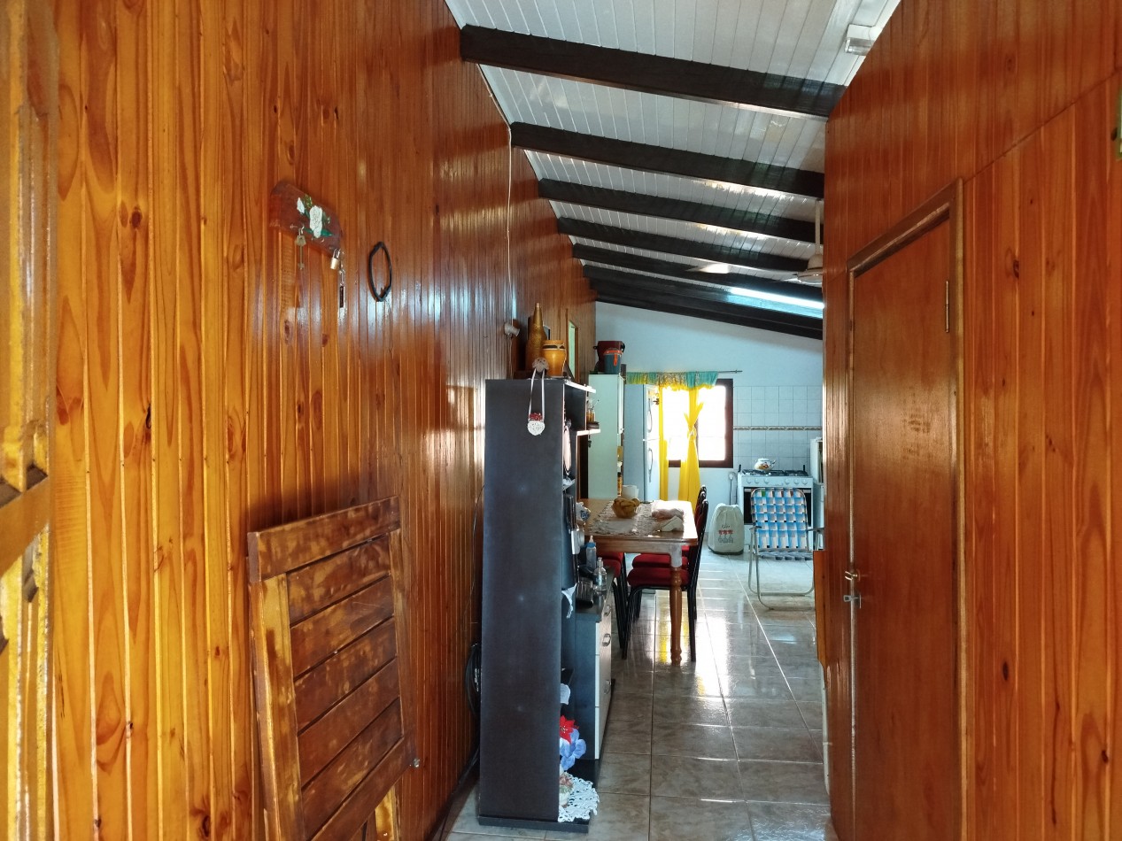 Casa grande en venta cerca de escuela de Comercio Barrio Norte esquina