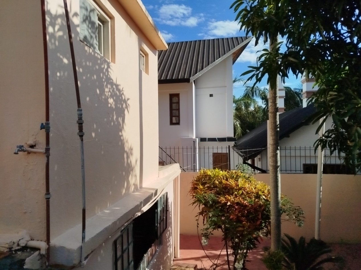 Casa grande en venta en el Centro de Dos de Mayo Misiones