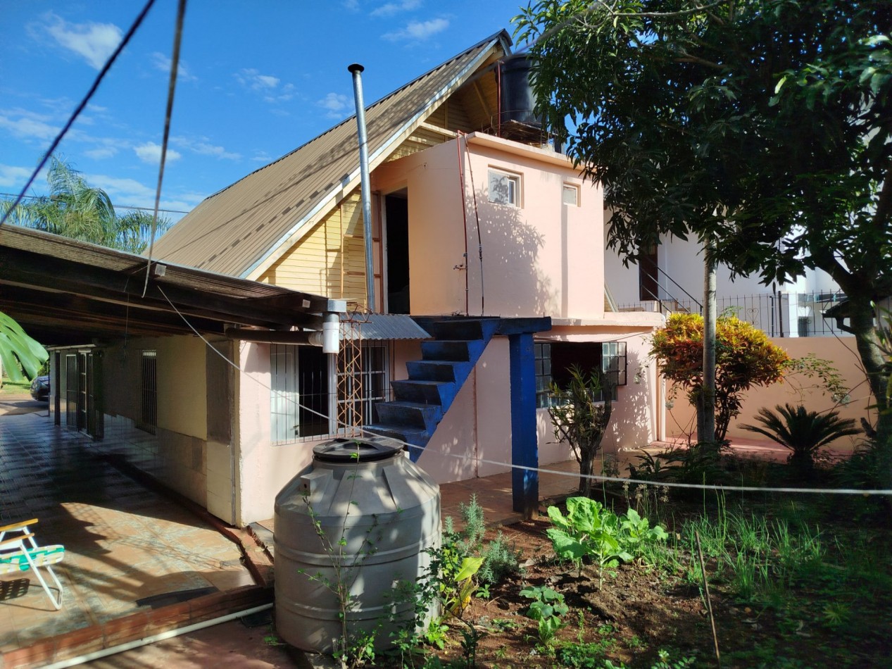 Casa grande en venta en el Centro de Dos de Mayo Misiones
