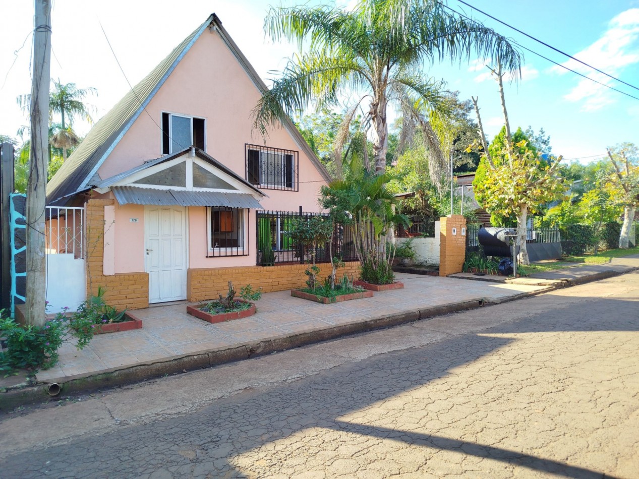 Casa grande en venta en el Centro de Dos de Mayo Misiones