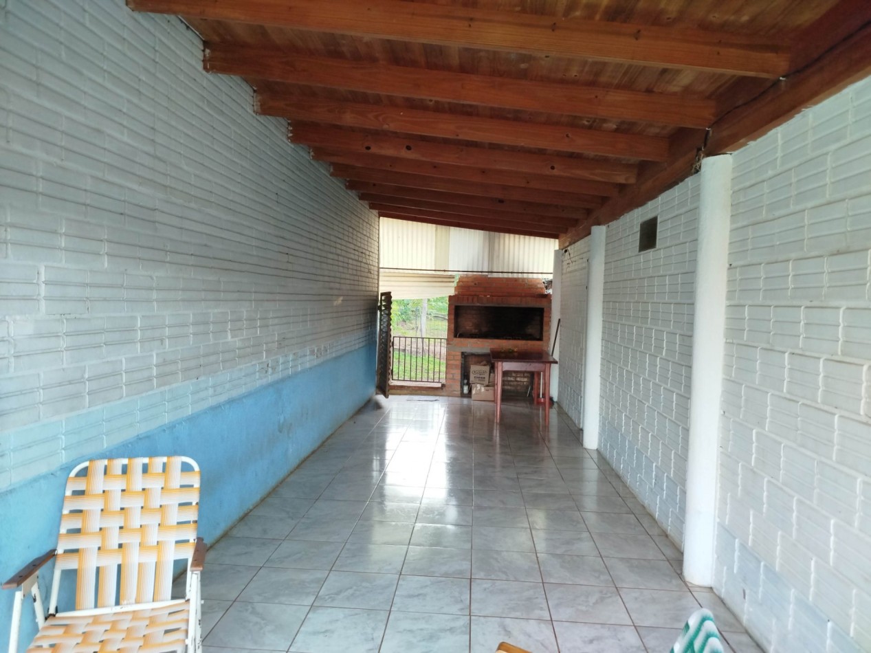 Amplia Casa y terreno en Esquina en el Corazon de El Alcazar