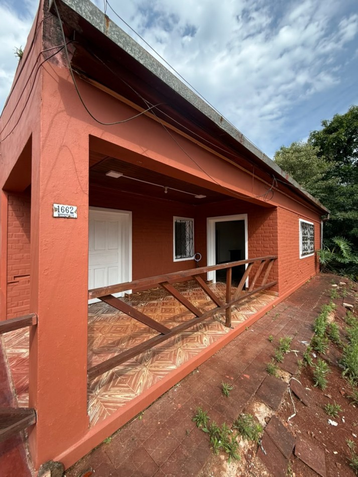 Casa de dos habitaciones sobre Avenida San Martin
