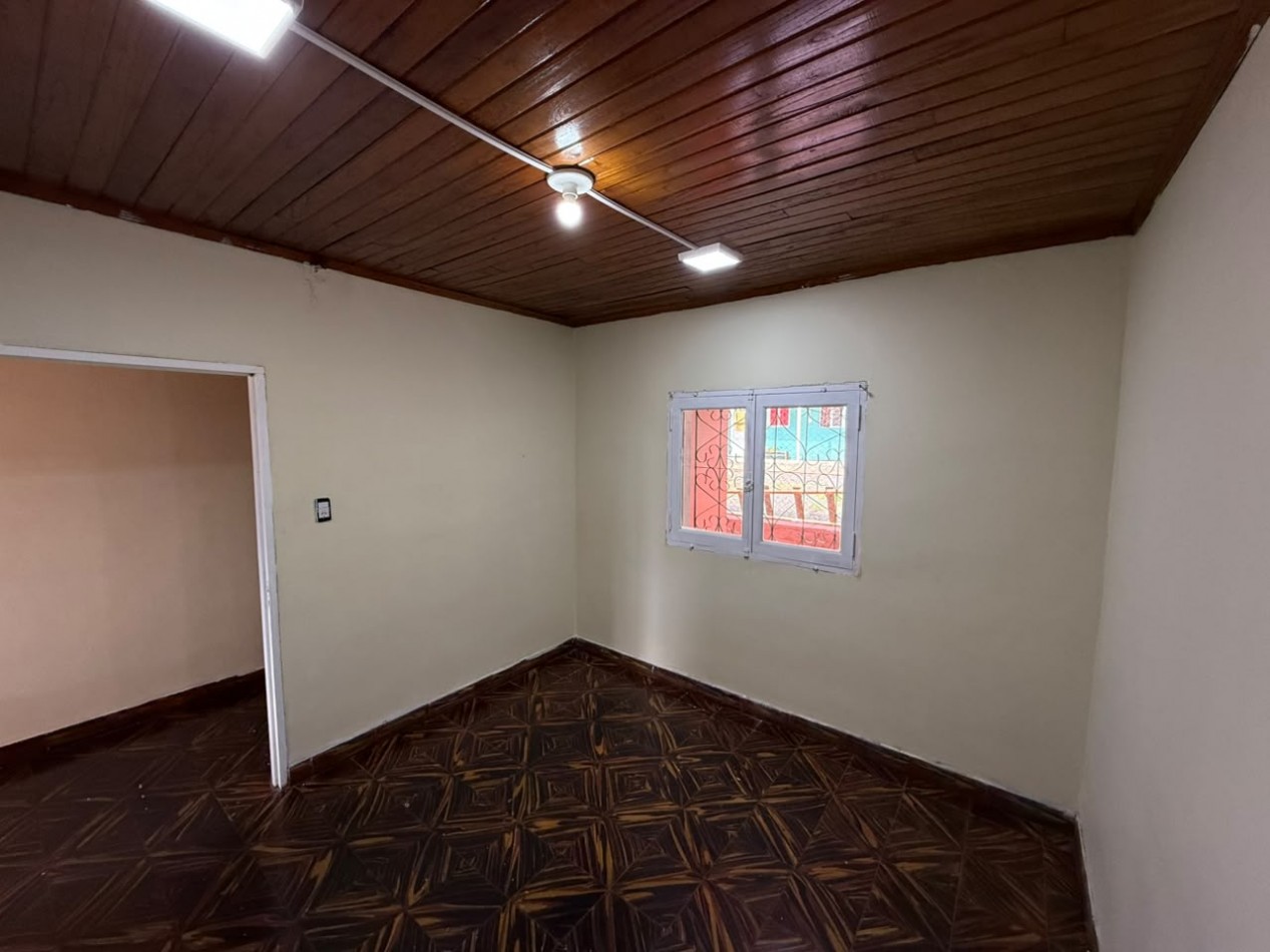 Casa de dos habitaciones sobre Avenida San Martin