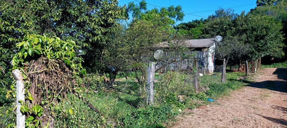 TERRENO CON CASA EXCELENTE UBICACION