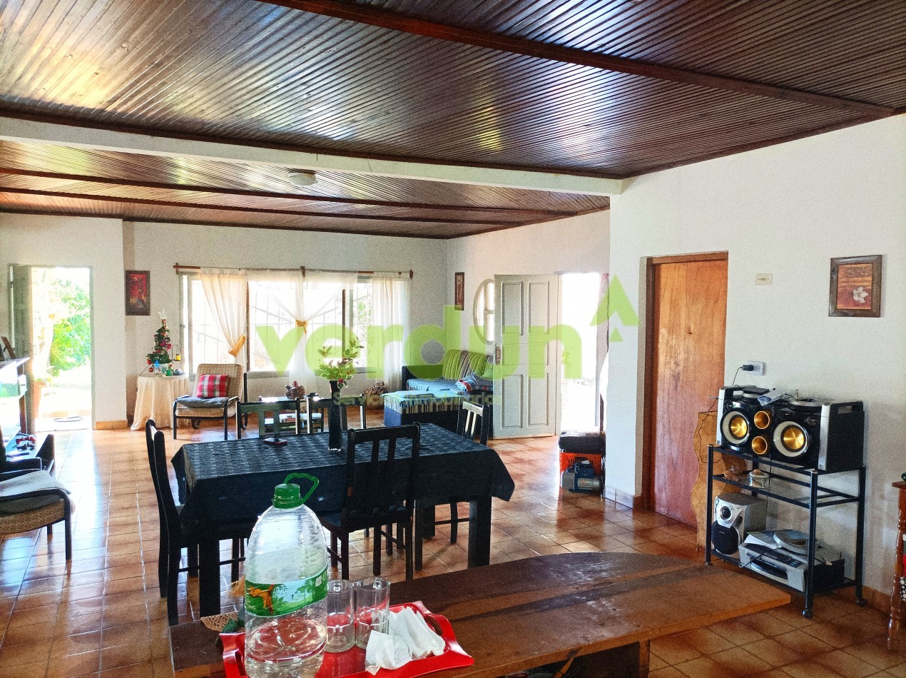 VENDO CASA EN ARISTOBULO DEL VALLE TRES DORMITORIOS