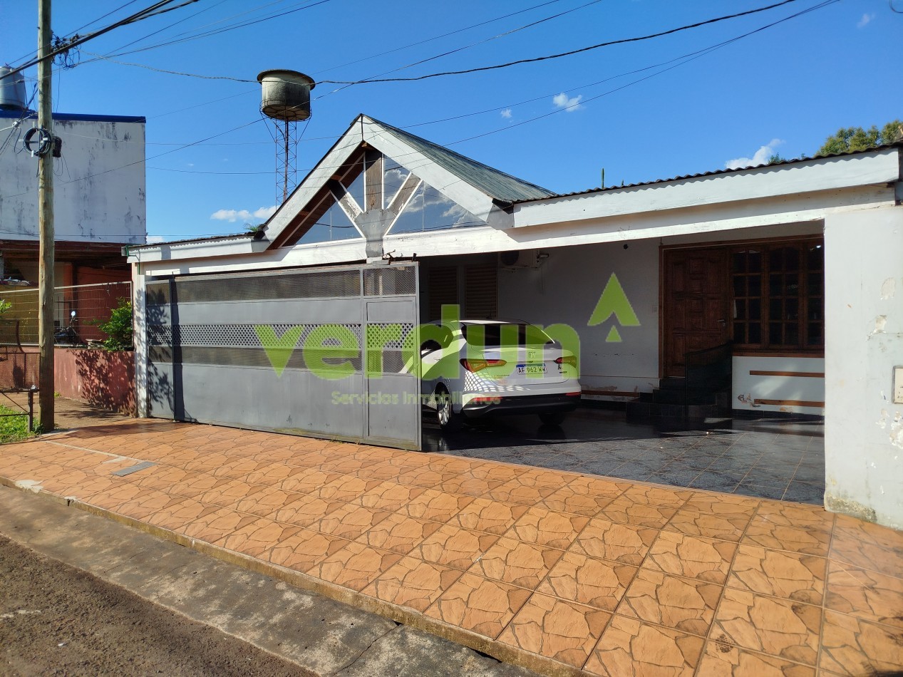 Casa en venta centro de Aristobulo del Valle