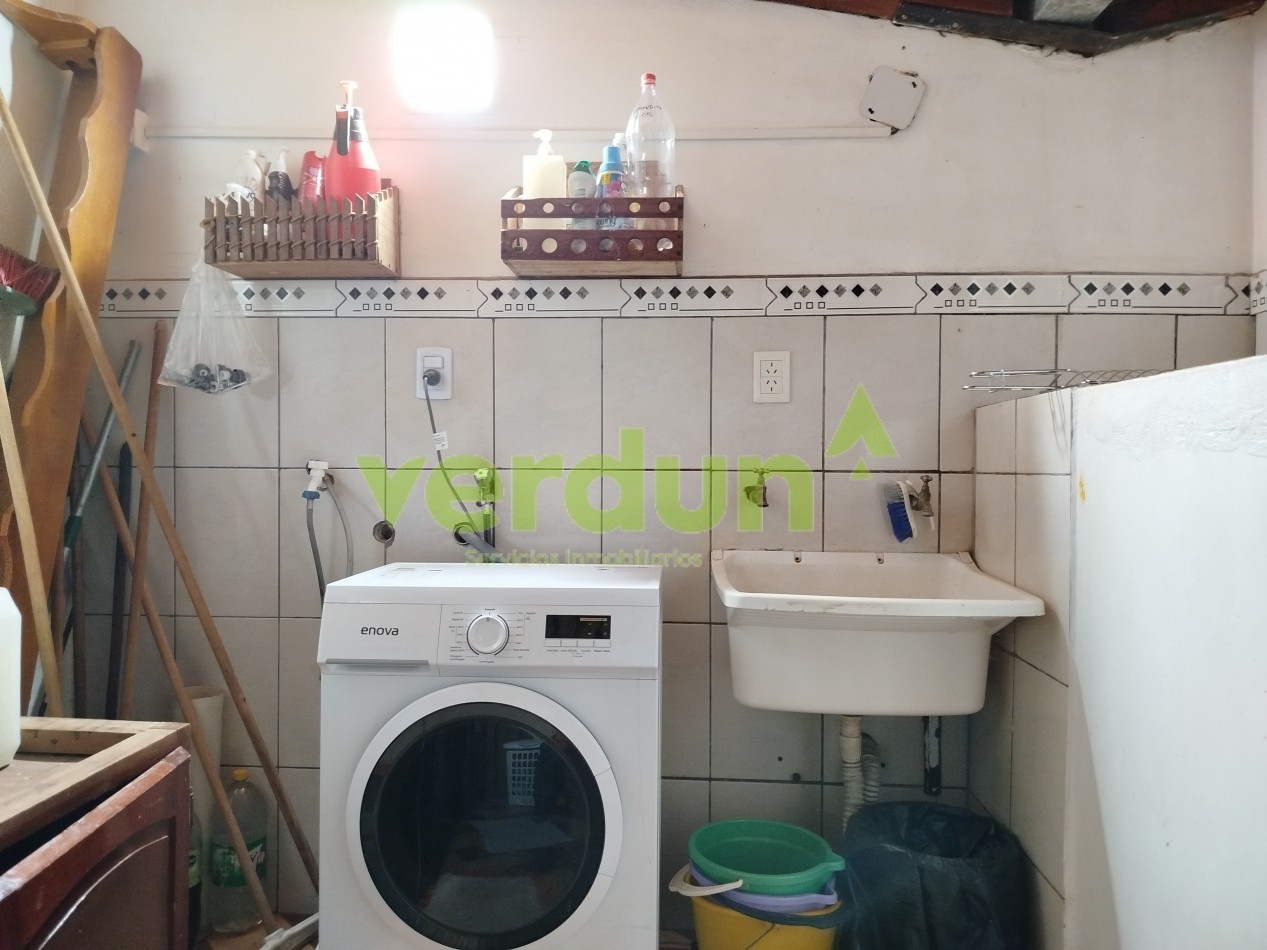 Casa en venta centro de Aristobulo del Valle