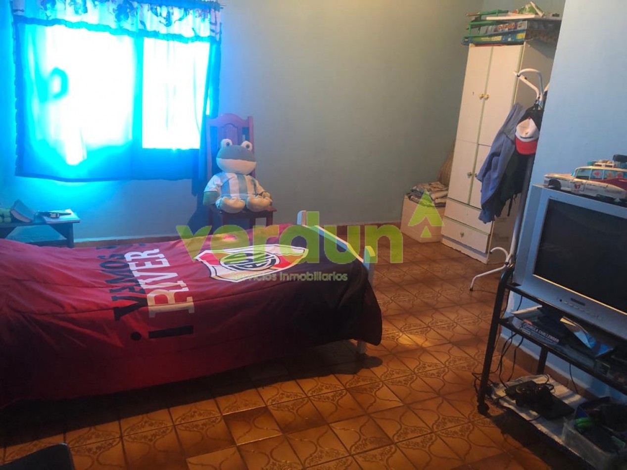 VENDO CASA EN ARISTOBULO DEL VALLE TRES DORMITORIOS