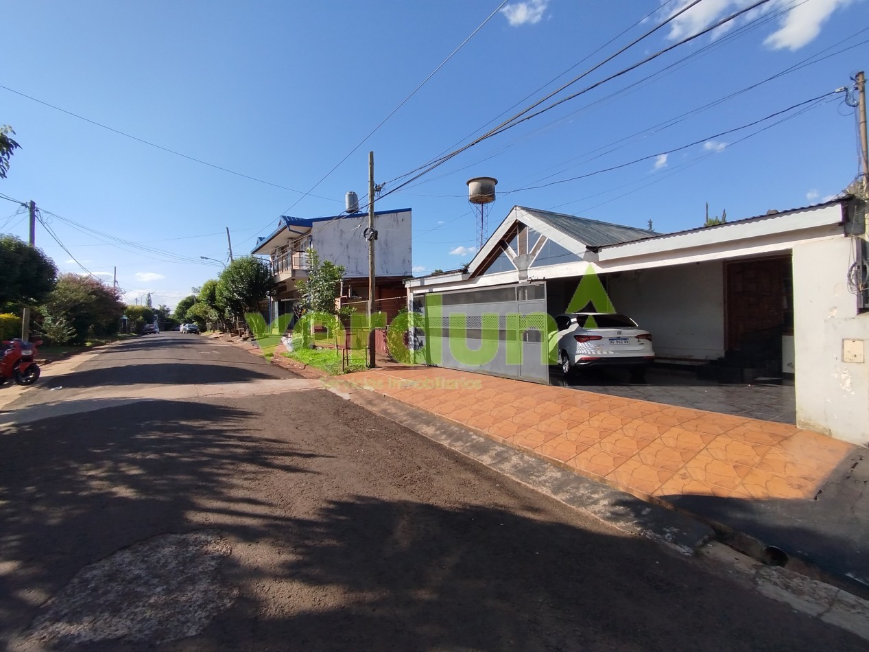 Casa en venta centro de Aristobulo del Valle