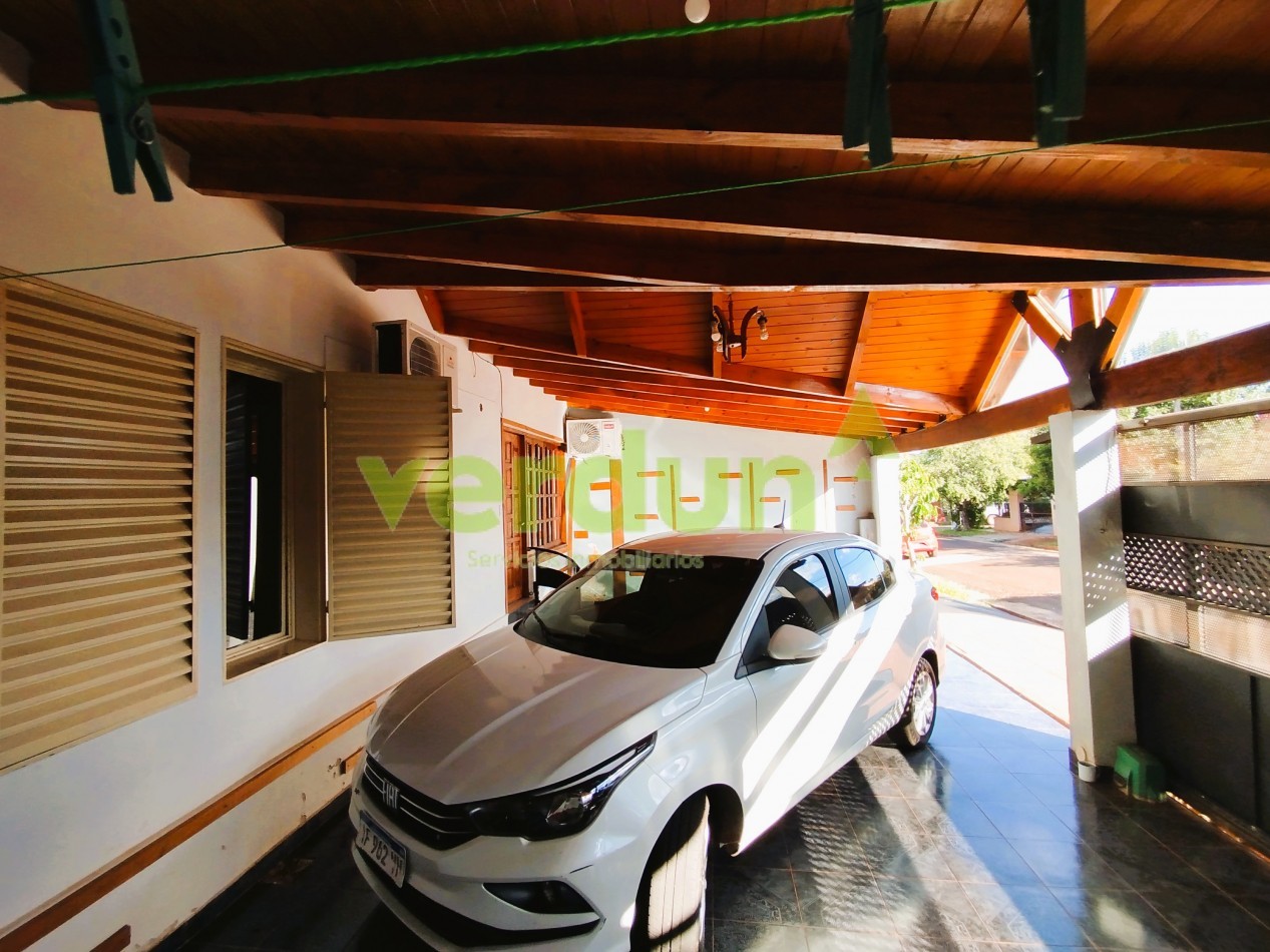 Casa en venta centro de Aristobulo del Valle