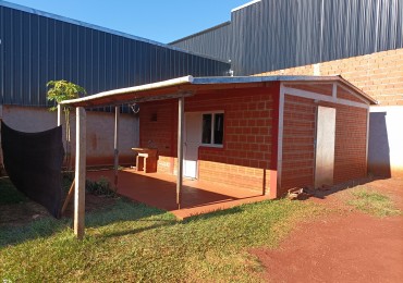 Casa en Alquiler por Av. Paraguay