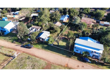 Terreno en Venta en Calle Chile y Errecaborde